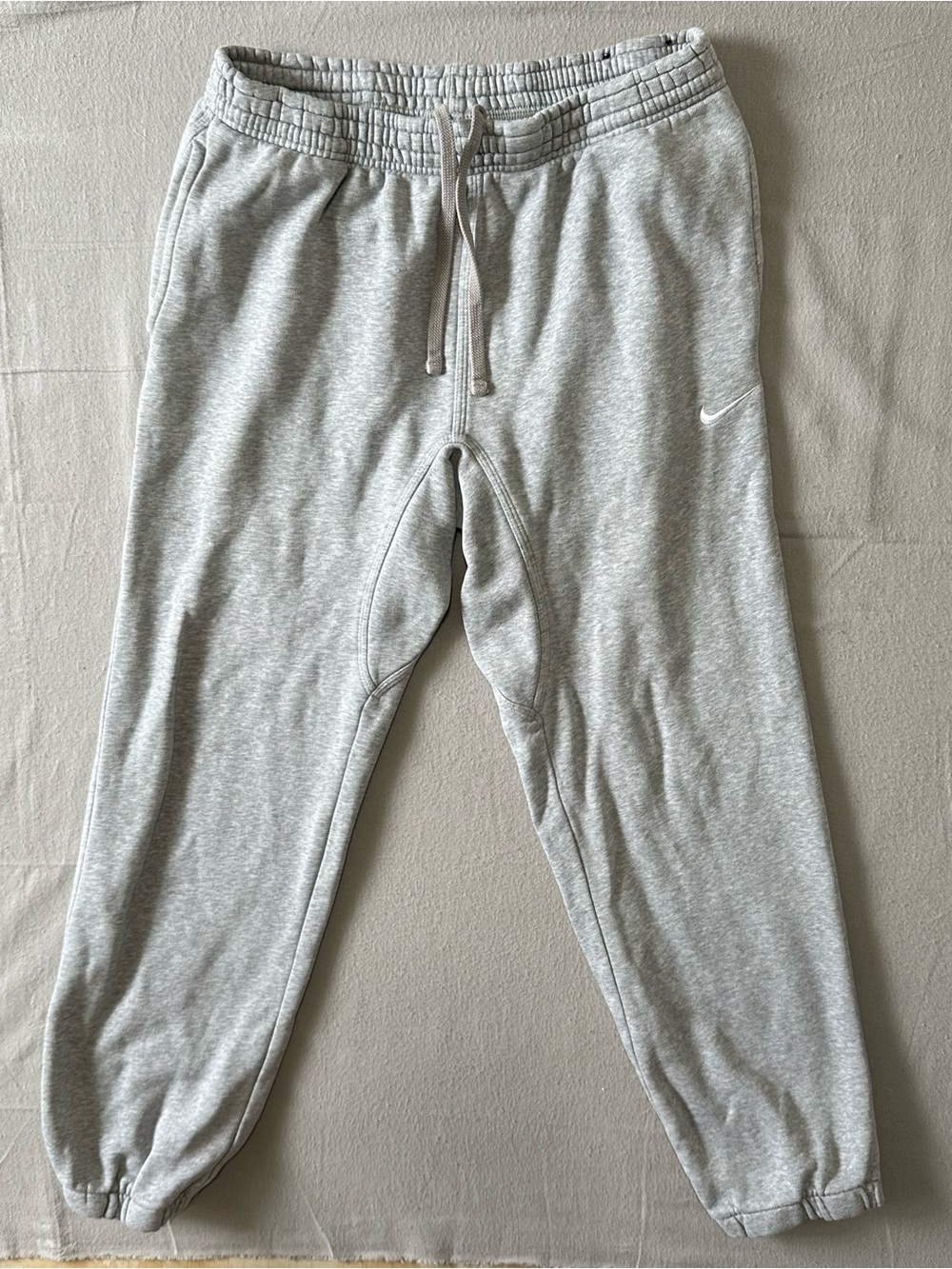 Nike Sportswear Fleece Joggers Gray Sweatpants Swoosh Logo Men’s Large